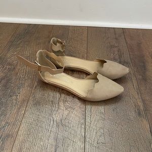 CL Laundry nude flats